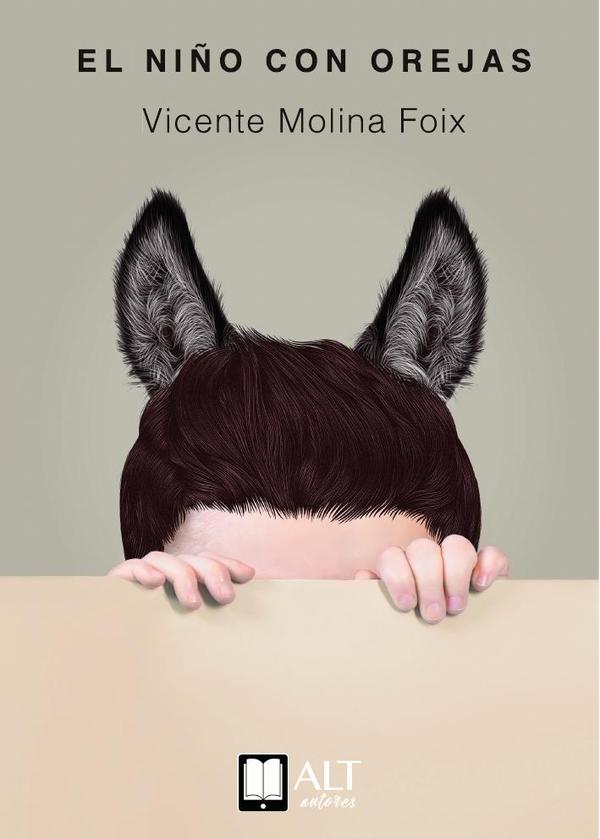 El niño con orejas