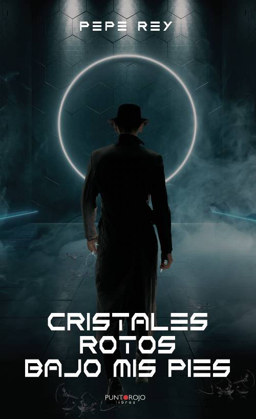 Cristales rotos bajo mis pies